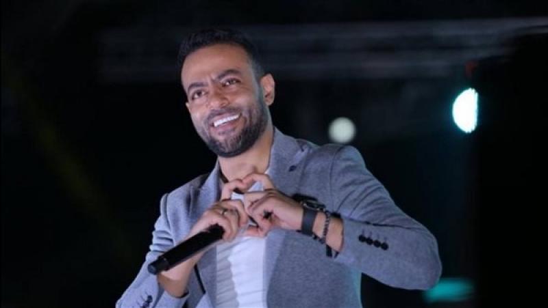 تامر عاشور