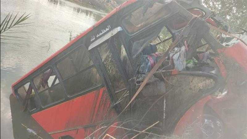 صرف مساعدات عاجلة لأسر ضحايا ومصابي حادث أتوبيس الدقهلية