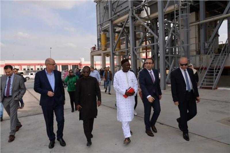 نائب محافظ الإسماعيلية يستقبل وفدا أفريقيا لزيارة مشروع صوامع أبو صوير