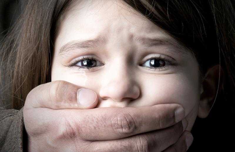 اعترافات ربة منزل خطفت نجلتها لمطالبة زوجها بفدية