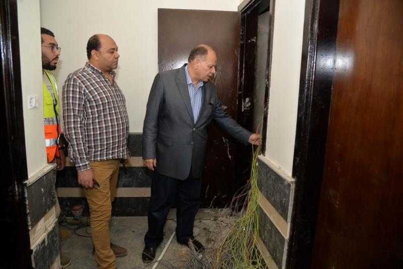محافظ أسيوط يتفقد مجمع خدمات ومركز تنمية الأسرة ومركز شباب أولاد إلياس | صور