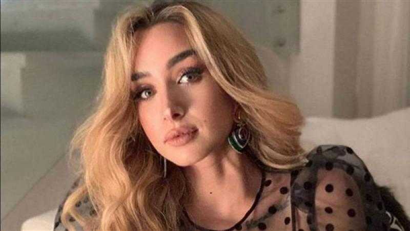 هنا الزاهد تتألق في إطلالة عفوية|شاهد