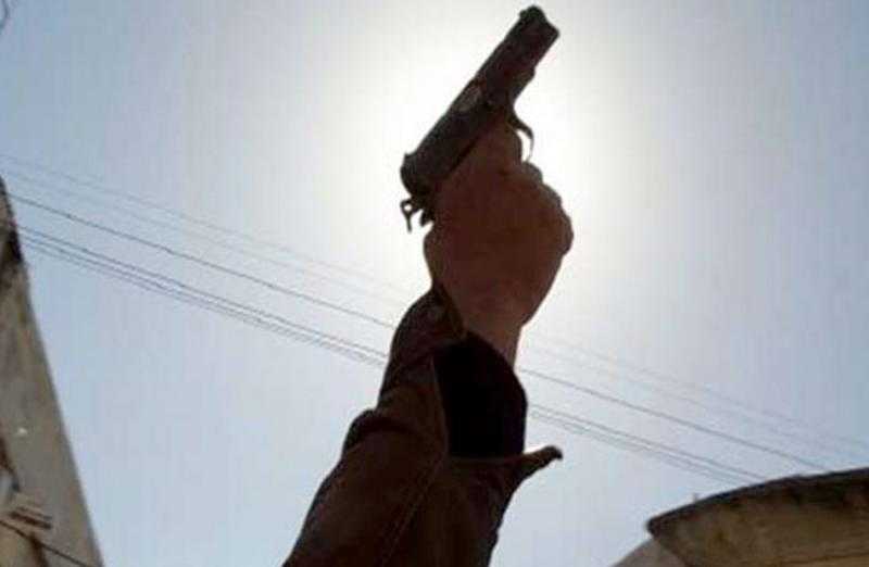 حبس 4 متهمين لحيازتهم سلاحًا ناريًا وألعابًا نارية بالطريق الدائري