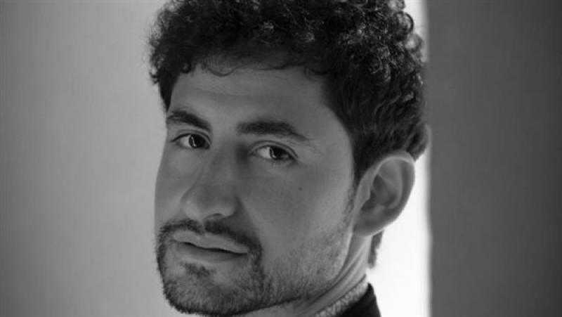 أمير المصري يكشف عن شخصية محمد الفايد في مسلسل «the crown»