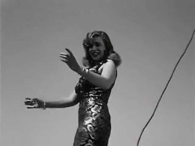 ابنة هند رستم: والدتي كانت ترفض لقب ملكة الإغراء