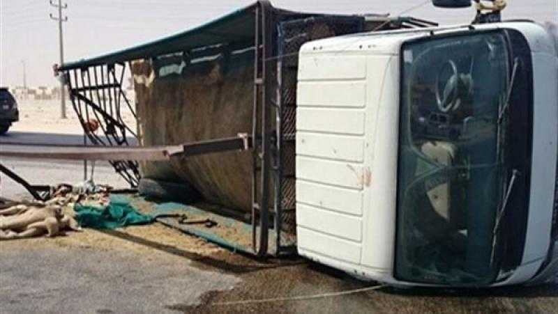 مصرع وإصابة 11 شخصا في حادث انقلاب ميكروباص بصحراوي أسوان