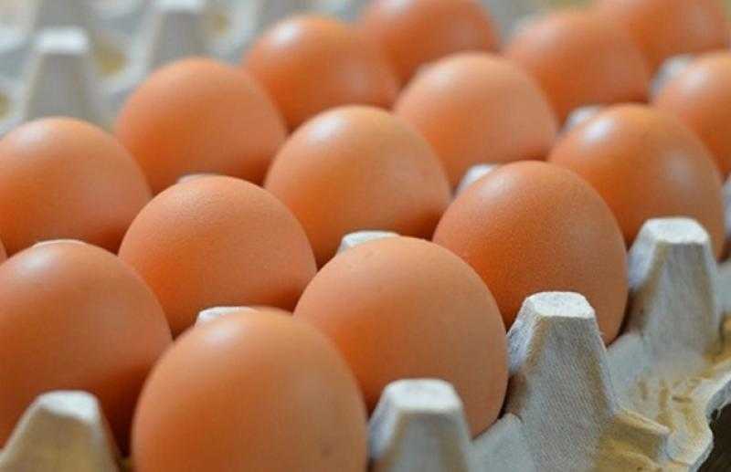 المجمعات الاستهلاكية تطرح كرتونة البيض والأرز البلدي الفاخر بأسعار تنافسية