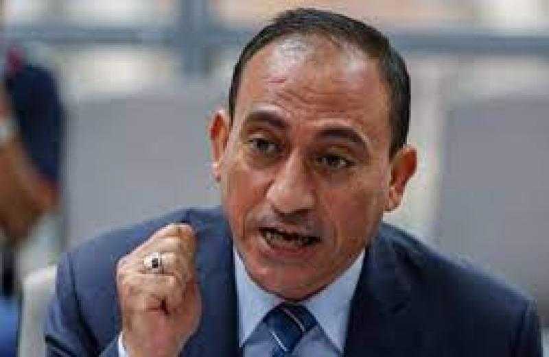 برلماني يواجه وزير السياحة بأزمة طواحين إدكو.. ويطالب بنقل مدافع عرابي لتزيين ميادين البحيرة
