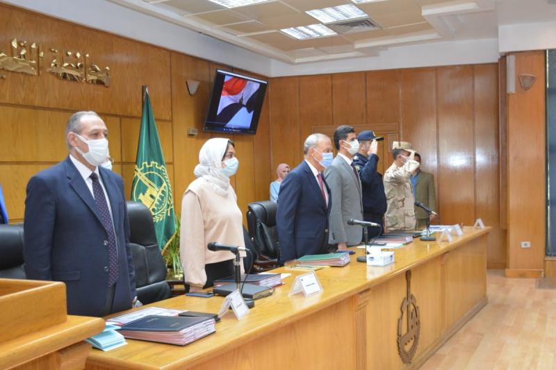 محافظ القليوبية يعقد إجتماع المجلس التنفيذي للمحافظة لمناقشة عدد من الملفات