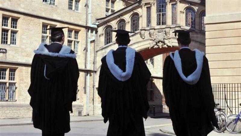 موظفو الجامعات البريطانية يضربون عن العمل بسبب الرواتب الخميس المقبل
