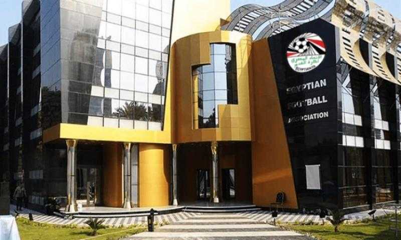 بلاغ للنائب العام يتهم مسئولًا في اتحاد الكرة بفعل غير أخلاقي