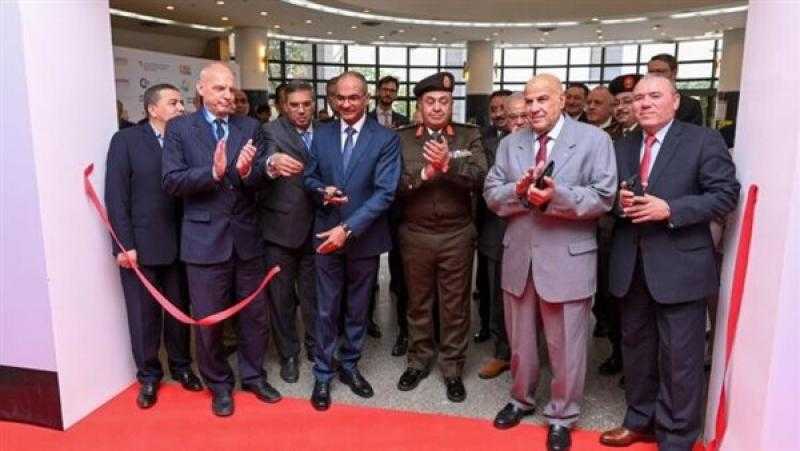 افتتاح النسخة الأولى من معرض مصر للمياه والنفايات والبنية التحتية
