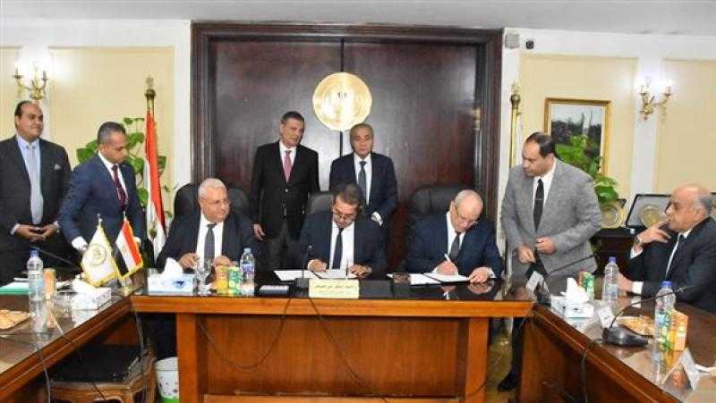 إنشاء شركة «أرض مصر للصوامع ‏والتخزين» بالتعاون بين «التموين» والبنك الزراعي