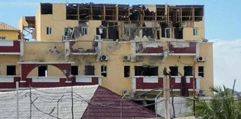 الصومال يُعلن ارتفاع حصيلة هجوم الفُندق بمقديشيو