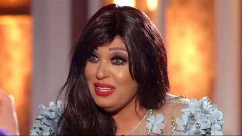 محمد نجاتي يكشف حقيقة اعتداء فيفي عبده عليه بـ ”الشبشب”