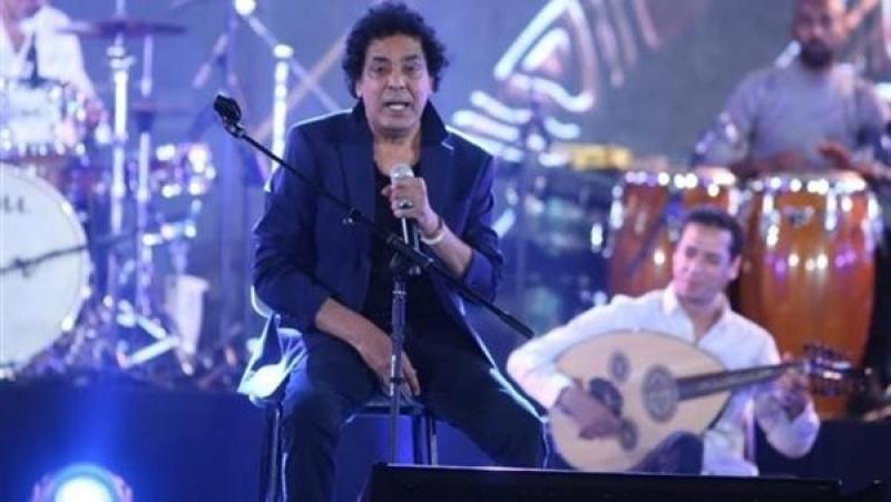 تعرف على سبب تأجيل حفل محمد منير في الإسكندرية للمرة الثانية