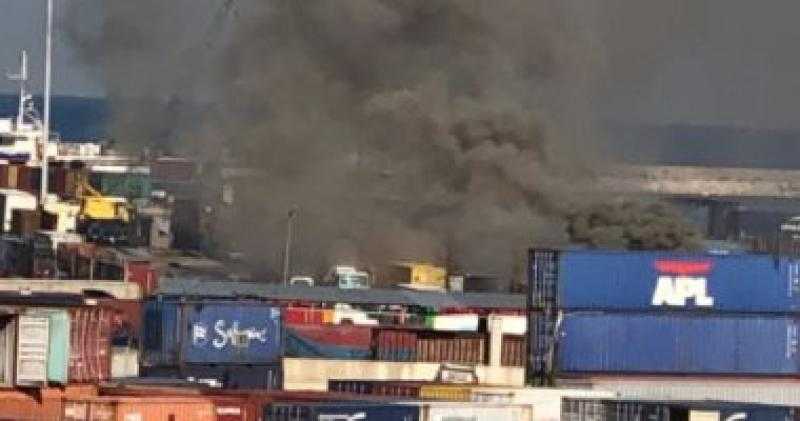 القاهرة الإخبارية: الدفاع المدنى اللبنانى يسيطر على حريق بمرفأ بيروت