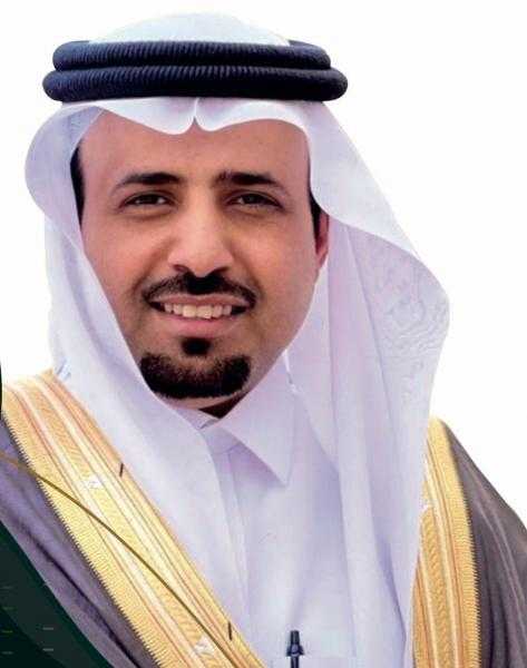 هشام الأقرع يُهنيء سعيد آل ناجح لحصوله على درجة الدكتوراه في الإعلام