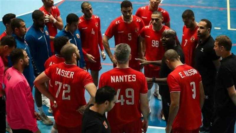 «رجال يد الأهلي» يواجه «دلفي» في الدوري