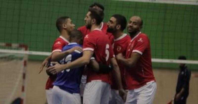 الأهلى يهزم مصر للبترول 0/3 فى دورى رجال الطائرة