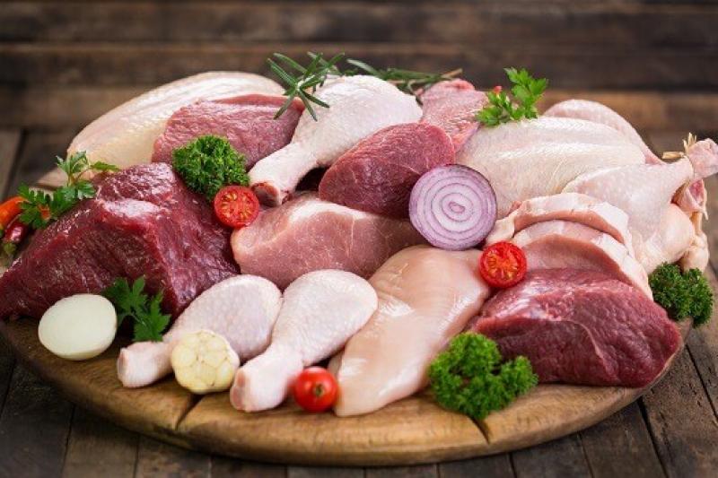 سعر اللحوم في السوق اليوم الأحد.. والضأن بـ210 جنيهات