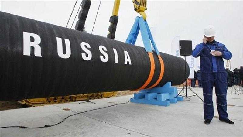 موسكو تهدد بإجراءات مضادة لوضع سقف لسعر النفط الروسي