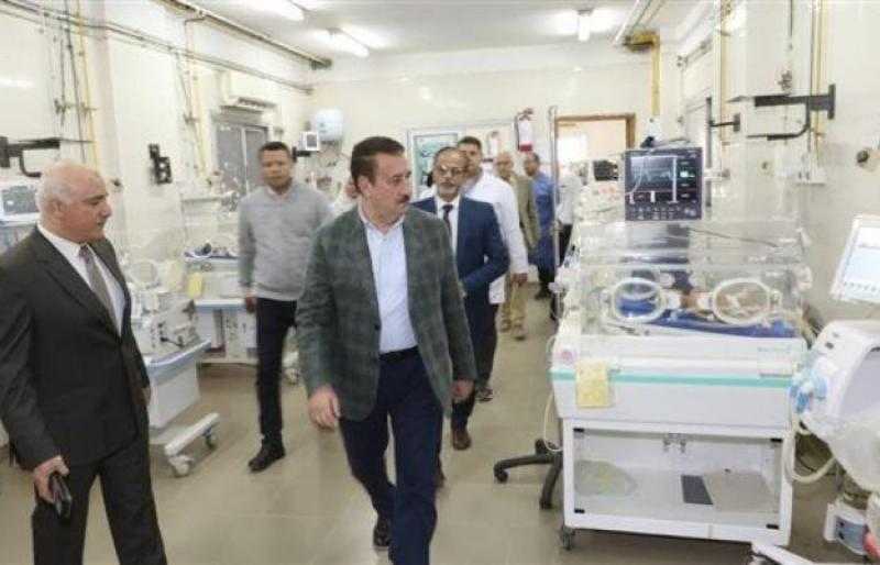 محافظ المنوفية يحيل 25 طبيبا وممرضا بمستشفى أشمون للتحقيق لتغيبهم عن العمل