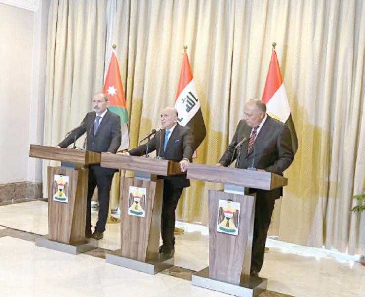 وزير الخارجية العراقي: نهتم بتقوية العلاقات مع دول الجوار