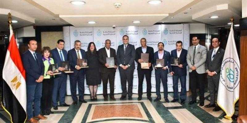 رئيس ”الرعاية الصحية” يستقبل وفدا من أعضاء مجلسي النواب والشيوخ عن الأقصر