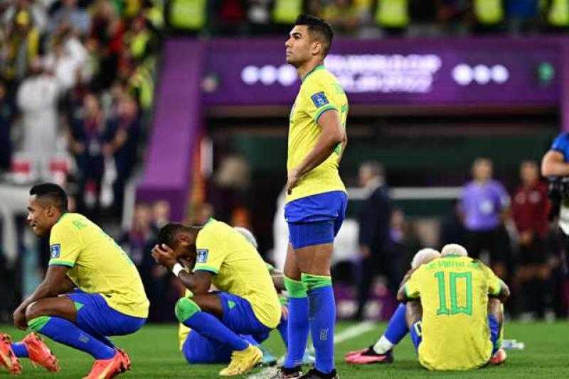 كاسيميرو يعرب عن أسفه إزاء طريقة خروج البرازيل من مونديال قطر