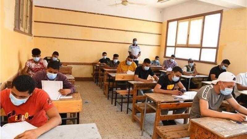 حقيقة تخفيف المناهج بعد تقديم امتحانات النقل والثانوية والدبلومات