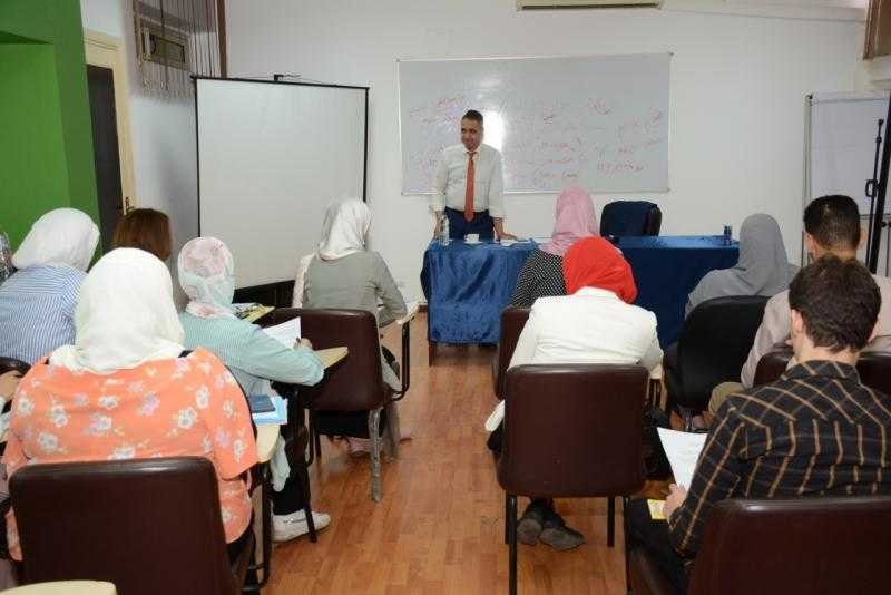 بمقر منظمة خريجي الأزهر .. انطلاق الدورة التدريبية المكثفة في فن الإلقاء الإذاعي