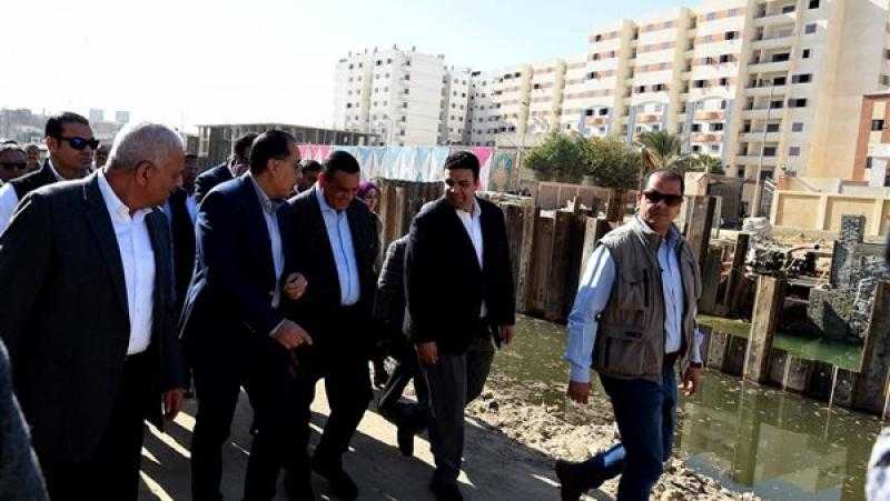 الحكومة توفر 300 مليون جنيه لاستكمال أعمال التطوير المختلفة في السويس