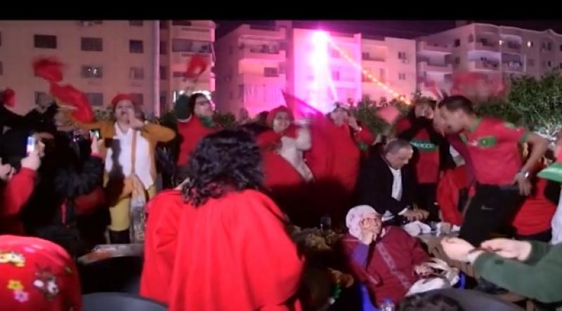 شاهد| فرحة الجماهير في شوارع المغرب ومصر وقطر وفرنسا بعد الفوز التاريخي