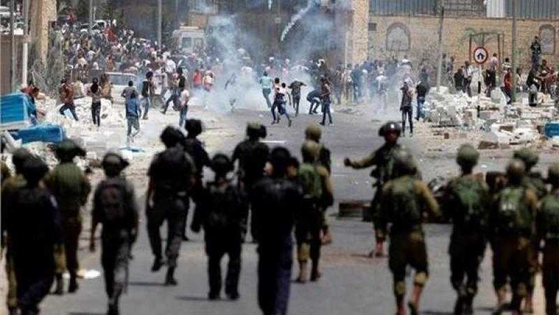 الاحتلال يعتقل 27 فلسطينيا من مناطق متفرقة بـ الضفة