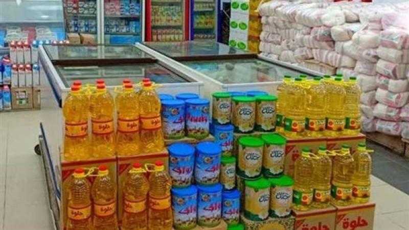 إحباط بيع 25 طن سلع محجوبة في السوق السوداء