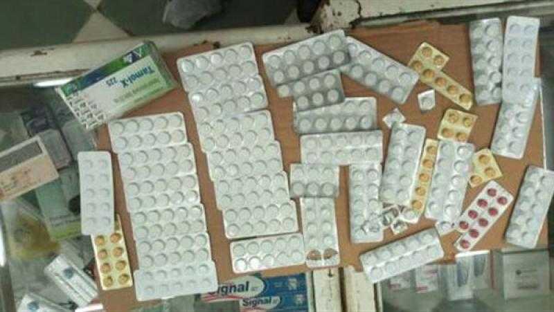 التحقيق مع المتهم بالاتجار فى الأقراص المخدرة بالزيتون