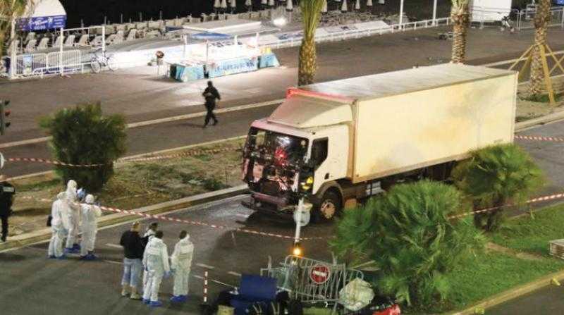 أحد المتهمين في هجوم نيس ينفي أن يكون إرهابيا مع انتهاء المحاكمة اليوم