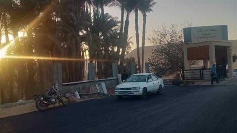 صور ترصد حجم التطوير بطريق مدخل المنطقة الأثرية في سقارة