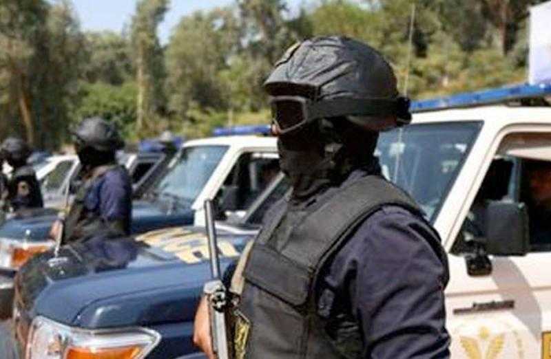 القبض على 68 متهمًا هاربًا خلال مطاردة البلطجية والخارجين عن القانون