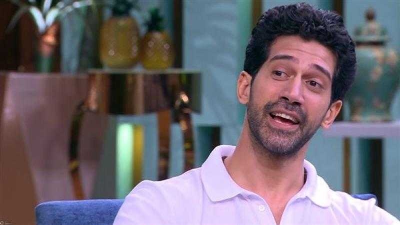 أحمد مجدي يحذر من شخص ينتحل هويته