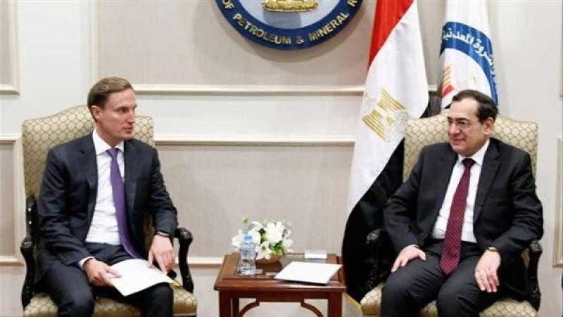 وزير البترول يبحث مع لوك أويل الروسية الاستثمارات الحالية في مناطق الامتياز بالصحراء الشرقية والغربية