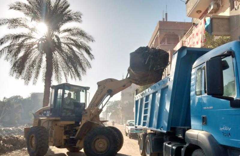 رفع 630 طن مخلفات وقمامة خلال حملات نظافة بمراكز أسيوط | صور