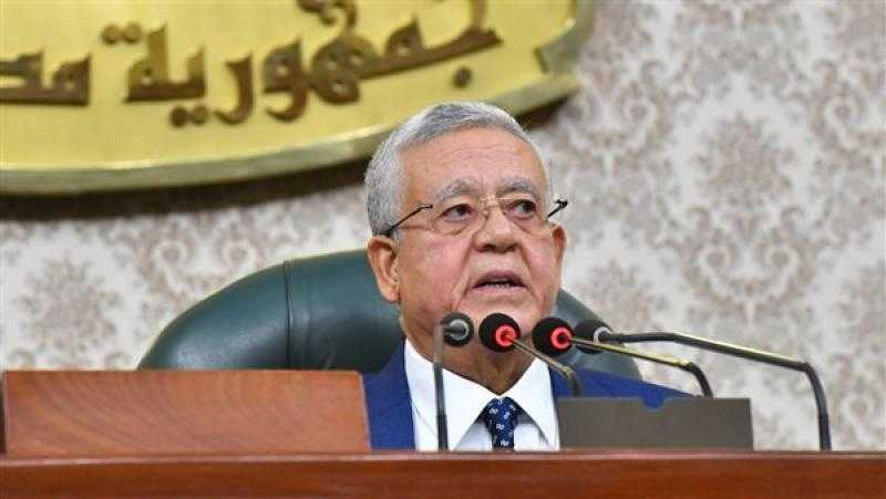 رئيس «النواب» يحيل قرارا جمهوريا و4 مشروعات قوانين إلى اللجان المختصة