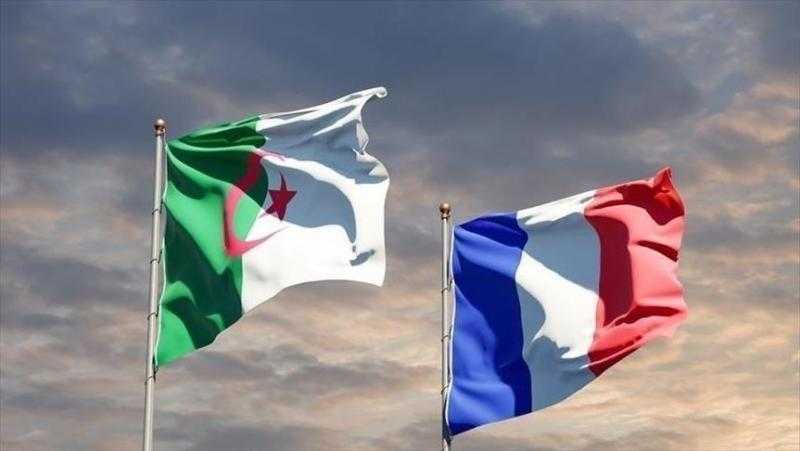 فرنسا ترفع القيود على التأشيرات الممنوحة للجزائريين