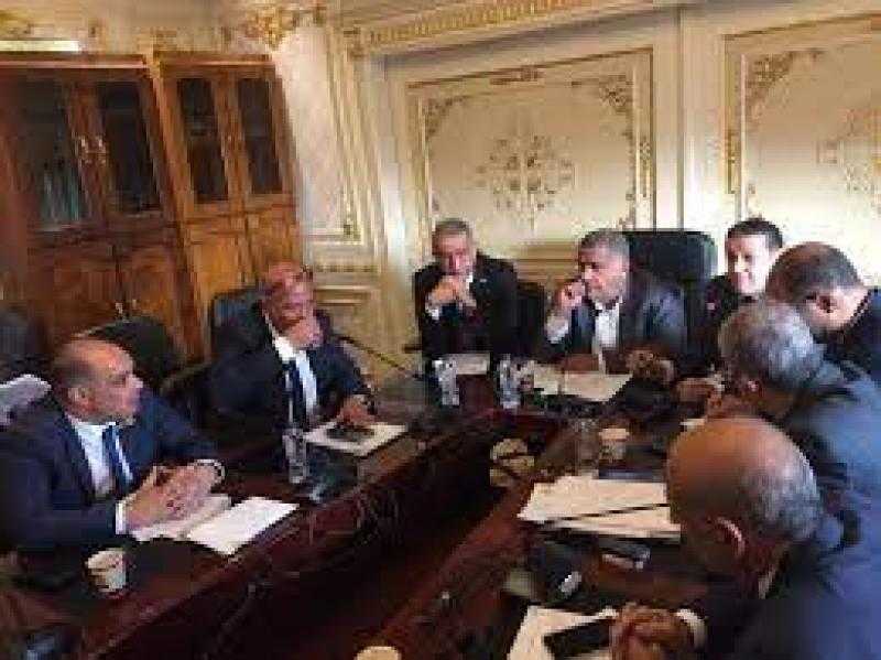 ”صناعة النواب” تطالب بتخفيض القيمة الإيجارية للوحدات الصناعية بالغردقة