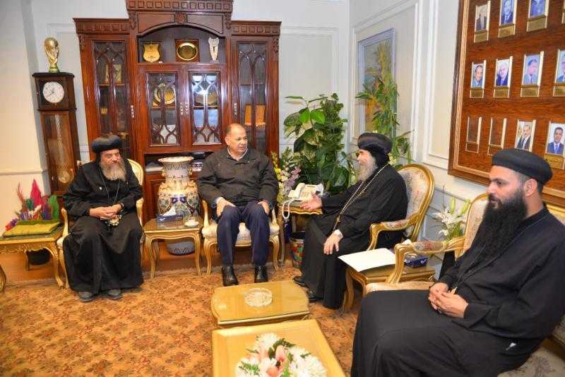 محافظ أسيوط يلتقي قيادات الكنيسة الأرثوذكسية لمناقشة الاستعداد لزيارة البابا تواضروس الثاني