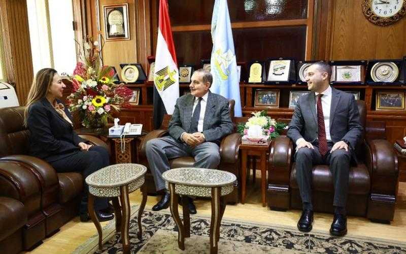 محافظ كفر الشيخ يستقبل نائب وزير الاتصالات لاستكمال خطة تهيئة المحافظة لأعمال التحول الرقمي