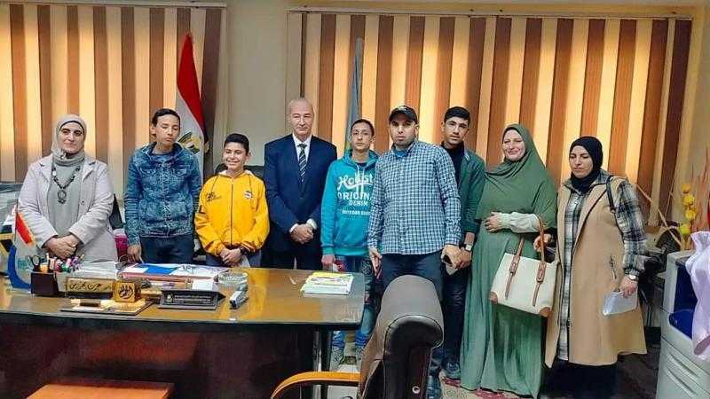 وكيل وزارة شباب كفرالشيخ يكرم الطلائع الفائزين في ختام مسابقة الشطرنج.. صور