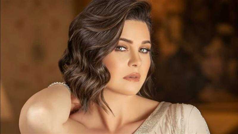 يسرا اللوزي تبدأ تصوير «جميلة» وتنتظر عرض «جروب الماميز»